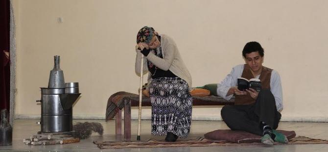 "DOĞRULUKTAN AYRILMA" TİYATRO GÖSTERİSİ faaliyet gorseli
