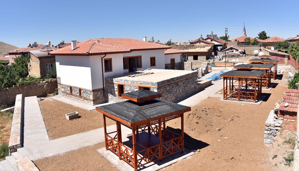 LADİKLİ AHMET HÜDAİ EVİ RESTORASYONU faaliyet gorseli