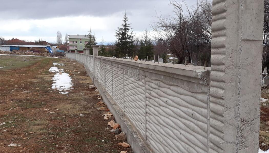 2018 YILI BEYŞEHİR İLÇESİ SADIKHACI MAHALLE MEZARLIĞINDA BETONARME DUVAR YAPILMASI faaliyet gorseli
