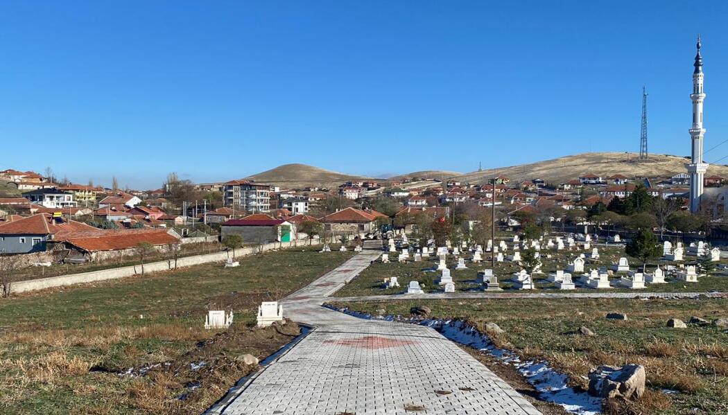 2023 YILI KULU İLÇESİ MUHTELİF MAHALLE MEZARLIKLARINDA ÇEVRE DÜZENLEMESİ faaliyet gorseli