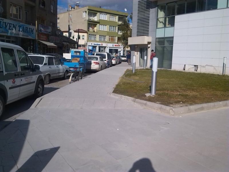 İNÖNÜ CADDESİ ANDEZİT BORDÜR VE TRETUVAR YAPIMI faaliyet gorseli