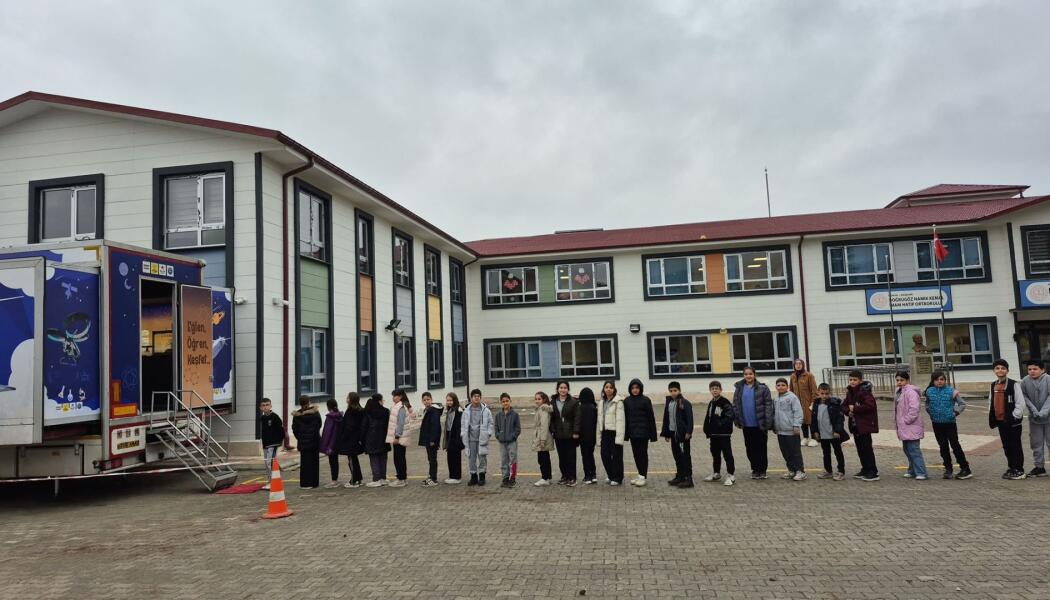 2025 YILI GEZİCİ BİLİM TIRLARI faaliyet gorseli