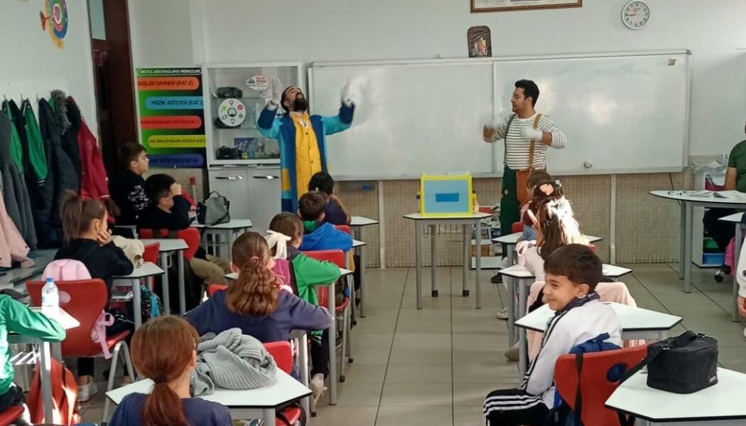 2024-2025 EĞİTİM ÖĞRETİM YILI ÇAT KAPI SINIF TİYATROSU faaliyet gorseli