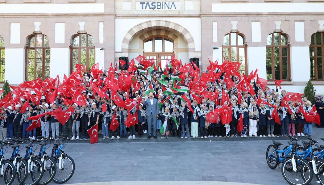 2025 YILI HAFIZLIK HAZIRLIK ÖĞRENCİLERİNE BİSİKLET TAKDİMİ faaliyet gorseli
