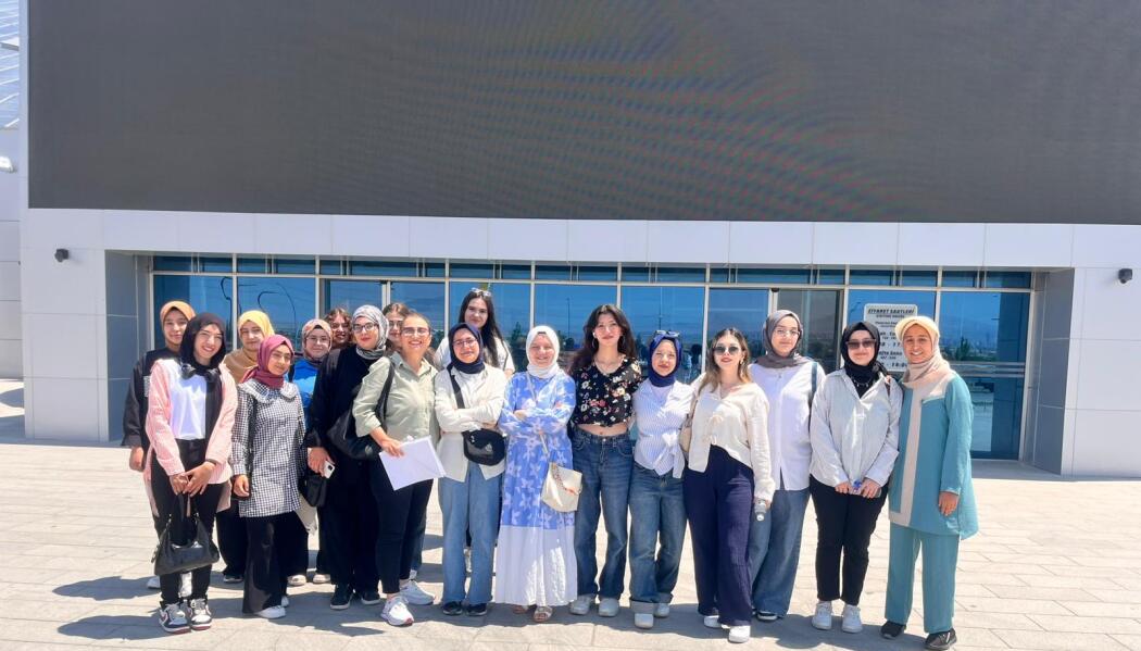 2025 YAZ OKULU ETKİNLİKLERİ BİLİM MERKEZİ GEZİSİ faaliyet gorseli
