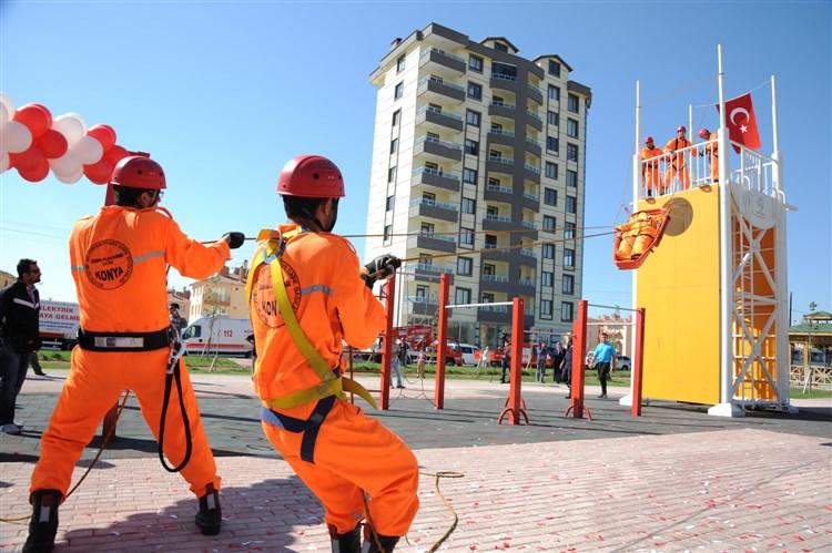 GÖNÜLLÜ İTFAİYECİLİK EĞİTİMİ faaliyet gorseli