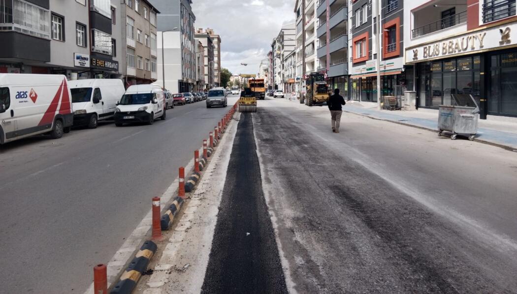 2025 YILI SICAK ASFALT İLE YAMA ÇALIŞMASI faaliyet gorseli