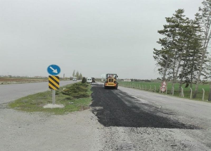 ÜÇHÜYÜKLER MAHALLE YOLU YAMA ÇALIŞMASI  faaliyet gorseli