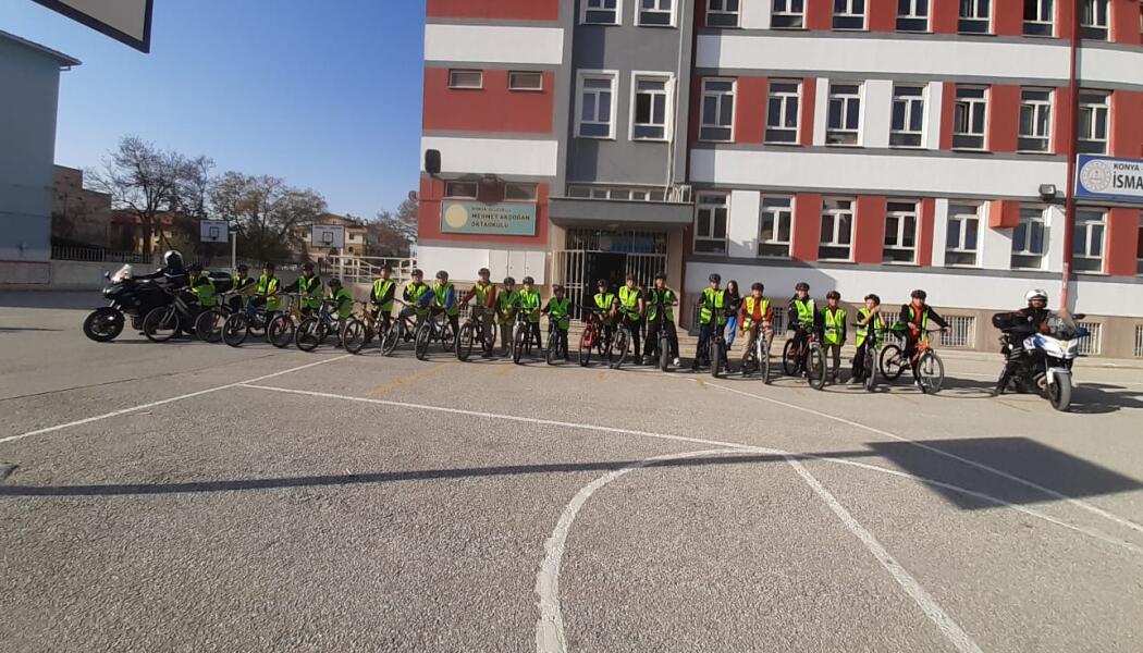 GÜVENLİ OKUL YOLLARI PROJESİ faaliyet gorseli