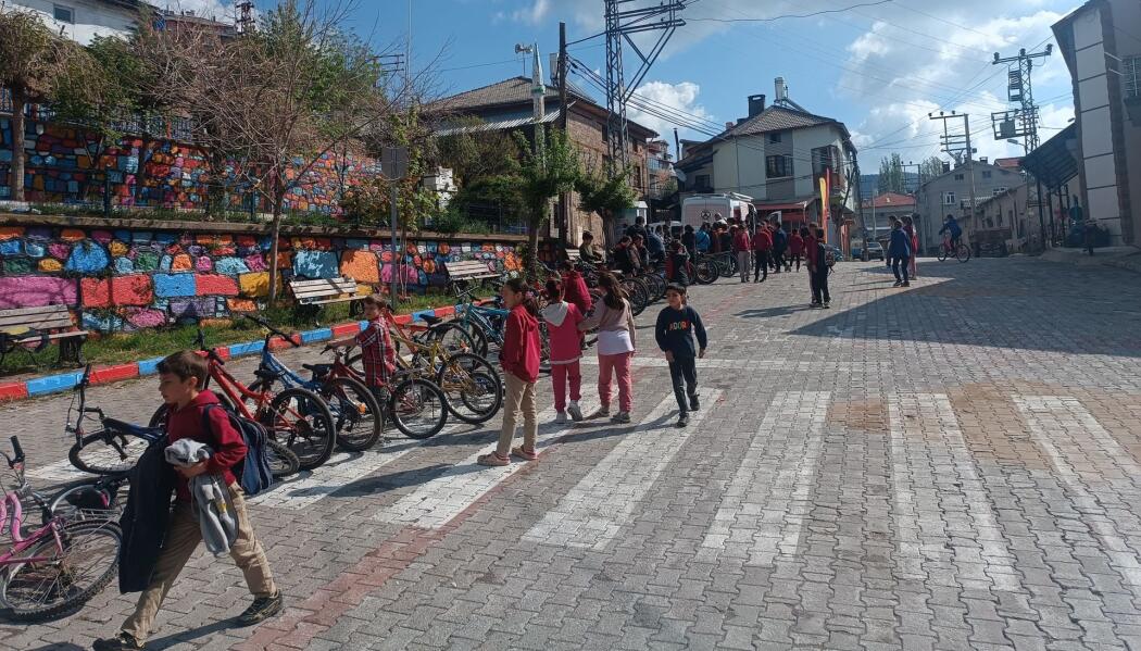 BİSİKLET DESTEK ARACI- ÜCRETSİZ MOBİL BİSİKLET TAMİR ARACI HİZMETİ faaliyet gorseli