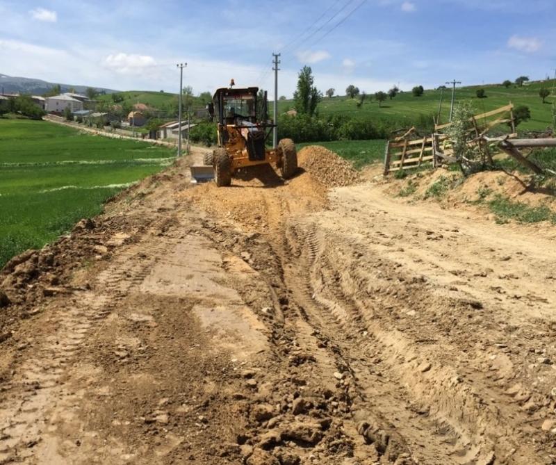 ÇEŞMECİK MAHALLE YOLU MALZME SERİMİ  faaliyet gorseli