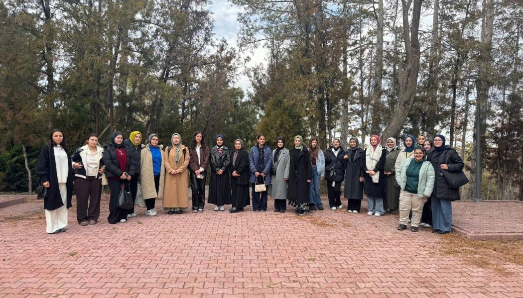 ZARAFET ATÖLYESİ ÇINARALTI SOHBETLERİ faaliyet gorseli