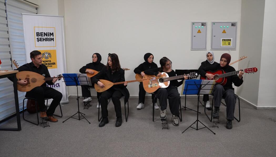 ATÖLYE ETKİNLİĞİ / SANAT SERGİSİ faaliyet gorseli