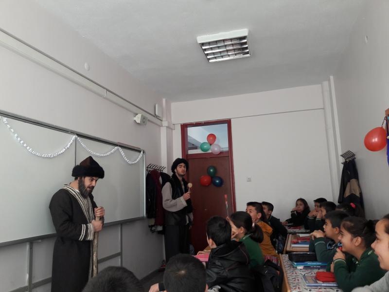 MEDENİYET OKULU DEĞERLER EĞİTİMİ TİYATRO GÖSTERİSİ faaliyet gorseli