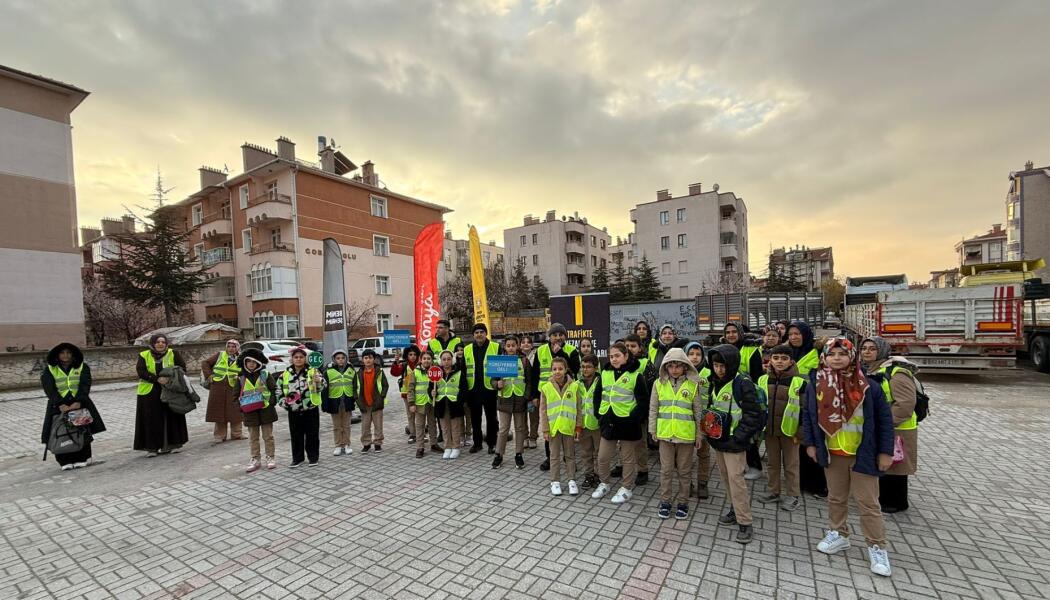 YAYABÜS GÜVENLİ OKUL YOLLARI PROJESİ faaliyet gorseli