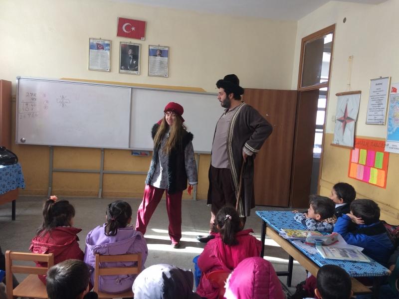 MEDENİYET OKULU DEĞERLER EĞİTİMİ DERGİ DAĞITIMI faaliyet gorseli