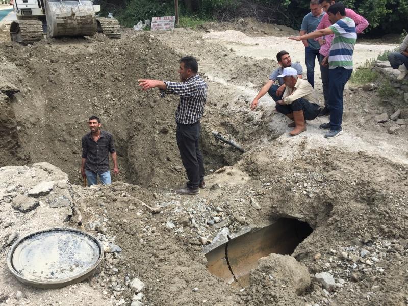 İVRİZ MAHALLE İÇİ YOLU BÜZ ÇALIŞMASI  faaliyet gorseli