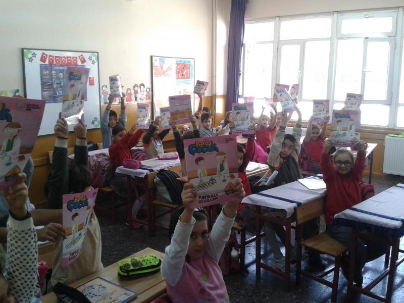 MEDENİYET OKULU DEĞERLER EĞİTİMİ DERGİ DAĞITIMI faaliyet gorseli