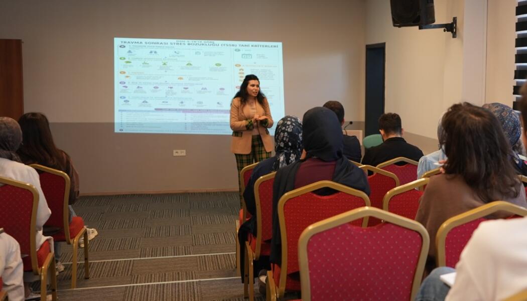 BİLGEHANELER PDR BİRİMİ TRAVMA SONRASI STRES BOZUKLUĞU EĞİTİMİ faaliyet gorseli