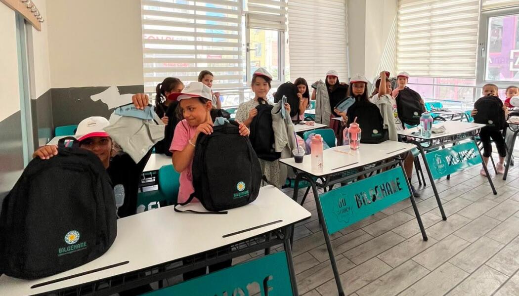 BİLGEHANELER ÇANTA DAĞITIMI faaliyet gorseli