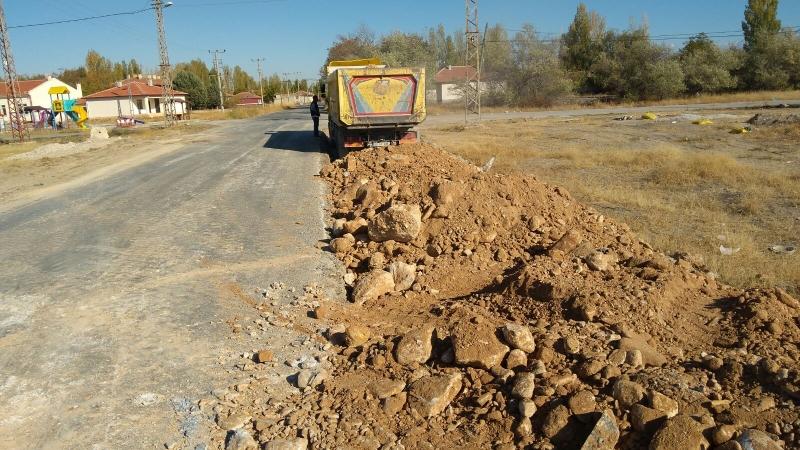 ALHAN-TAŞAĞIL MAHALLE ARASI YOL GENİŞLETME VE GÜÇLENDİRME ÇALIŞMASI faaliyet gorseli