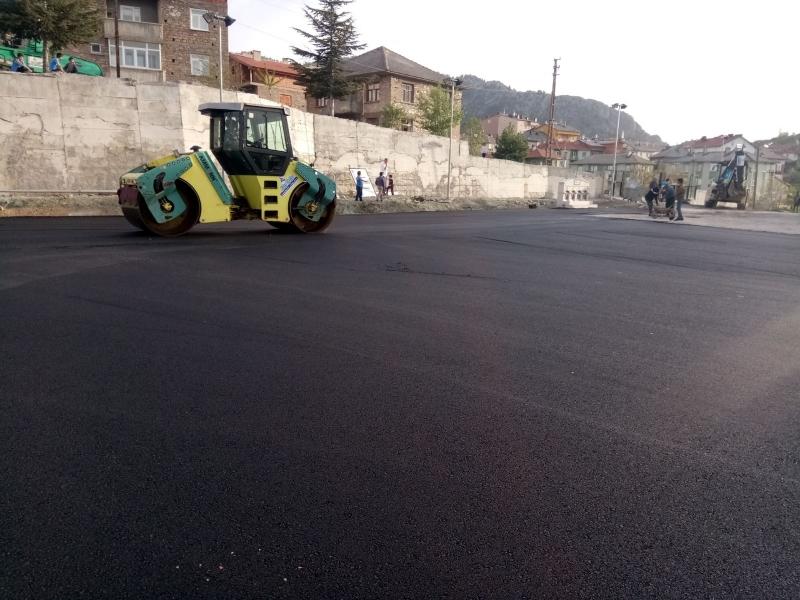 HUĞLU ORTAOKULU BAHÇESİ SICAK ASFALT SERİMİ faaliyet gorseli