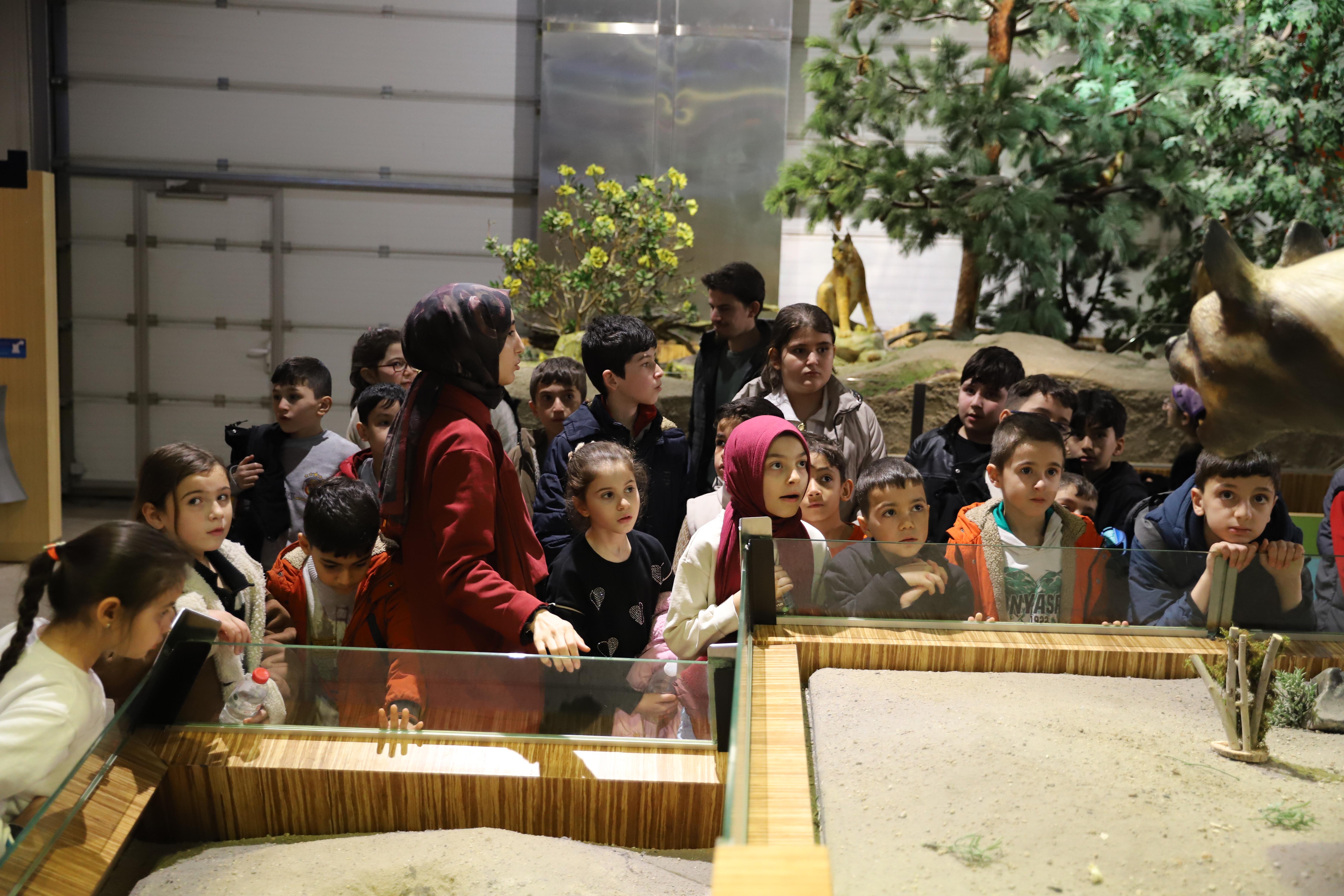 GENÇ KOMEK ÖĞRENCİLERİNDEN BİLİM MERKEZİNE KEŞİF DOLU GEZİ